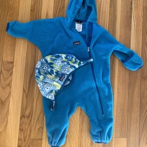 Patagonia Fleece baby winter suit 12m
